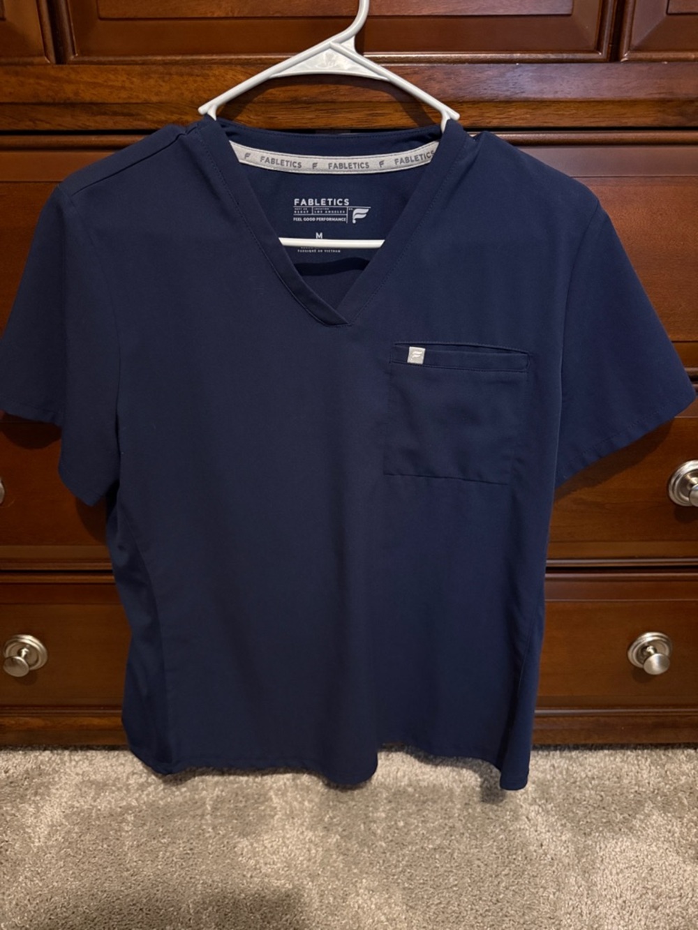 Fabletics women’s  V-Neck Pocket scrub Tee - Navy
